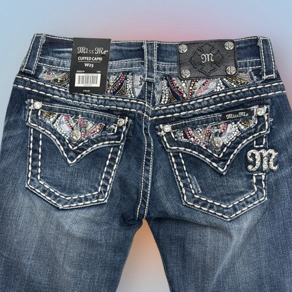 MISS ME Women’s 25 CUFFED CAPRI Blue Jeans EMBELLISHED - Picture 3 of 4